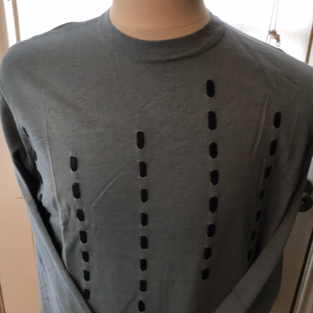 Sweater - Picture 2 of 2